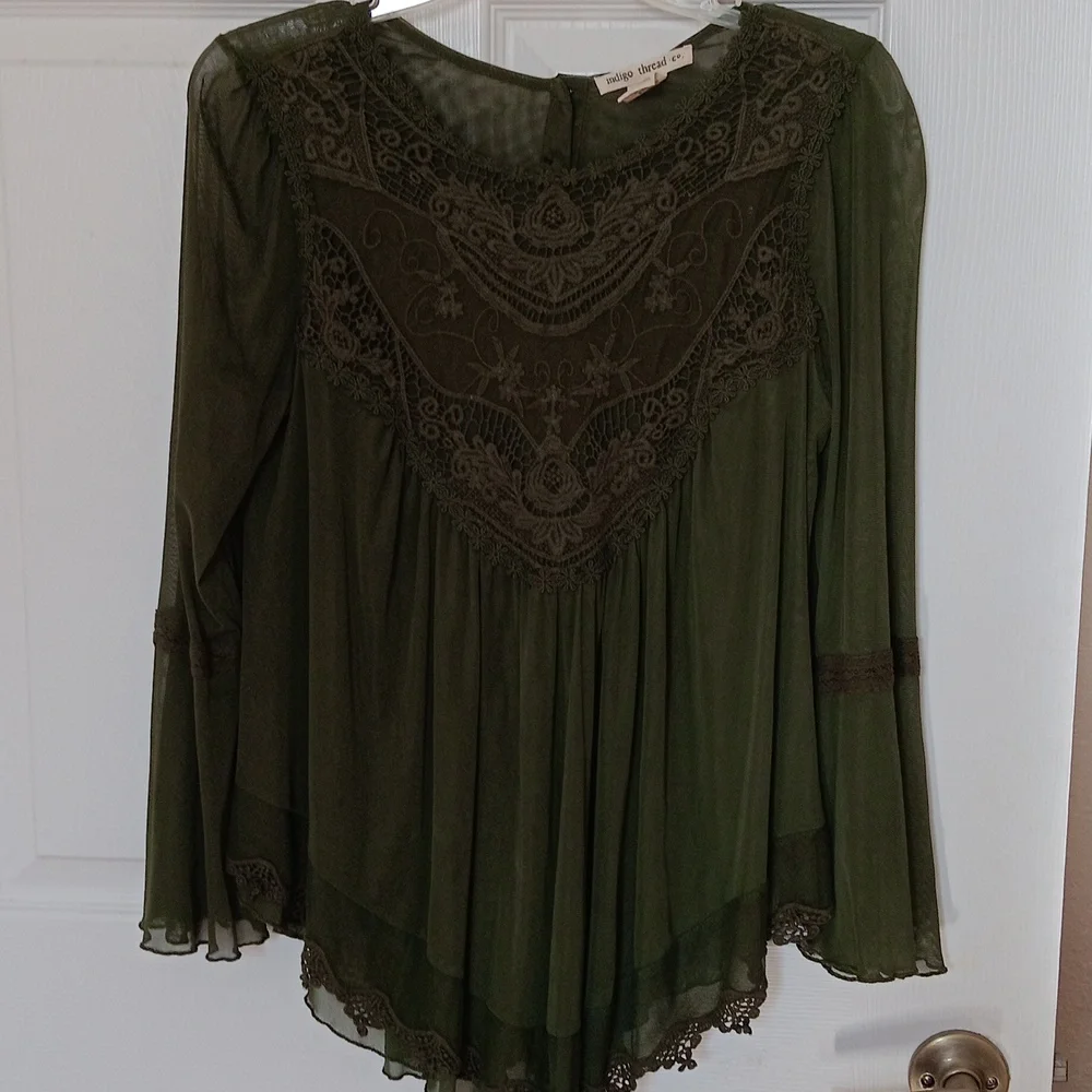 Elegant Olive Green Boho Lace Blouse.Size Small.EUC. - Picture 3 of 9